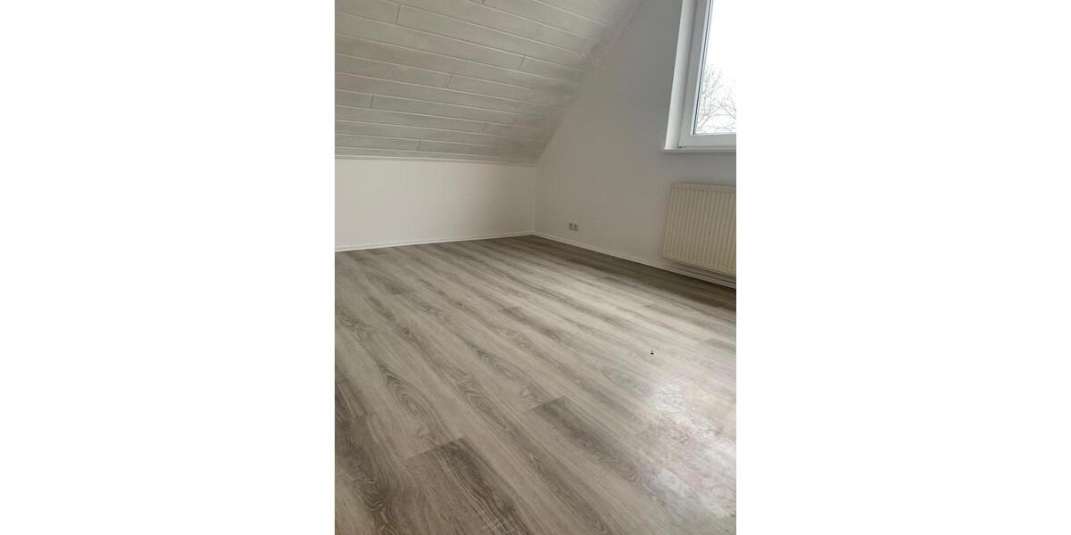 Etagenwohnung Bothel - 4 Zimmer, 98 m&sup2;, 700&euro; | Angebot:26587349