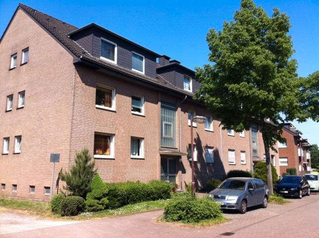 Dachgeschoßwohnung Duisburg Walsum - 3.5 Zimmer, 71 m&sup2;, 375&euro; | Angebot:26568667