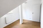 Dachgeschoßwohnung Karlsruhe Hagsfeld - 2 Zimmer, 47 m&sup2;, 1.000&euro; | Angebot:26439167