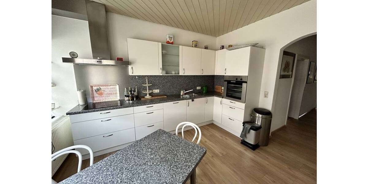 Einfamilienhaus Wehr - 2 Zimmer, 90 m&sup2;, 1.020&euro; | Angebot:26641688