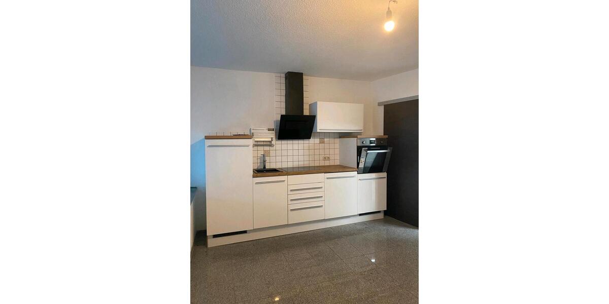 Schöne 2,5 Zimmer Wohnung 2 zimmer