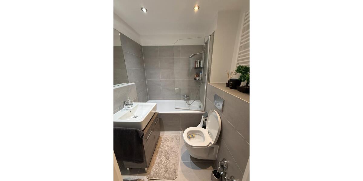 Etagenwohnung Grafing bei München - 3 Zimmer, 65 m&sup2;, 1.600&euro; | Angebot:26699676