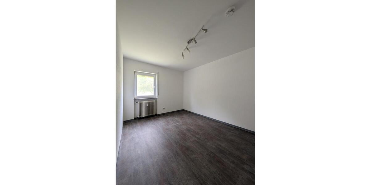 Erdgeschoßwohnung Kusel - 3 Zimmer, 70 m&sup2;, 490&euro; | Angebot:26676353