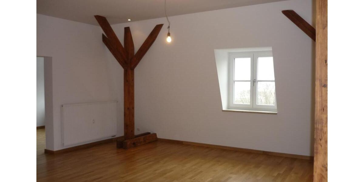 Etagenwohnung Riedenburg - 4 Zimmer, 150 m&sup2;, 1.125&euro; | Angebot:25294765