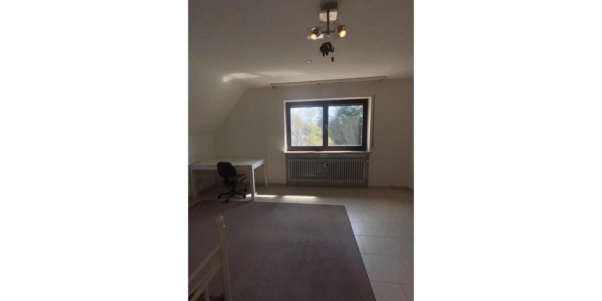Wohnen auf Zeit Buckenhof - 18 Zimmer, 90 m&sup2;, 530&euro; | Angebot:26421470
