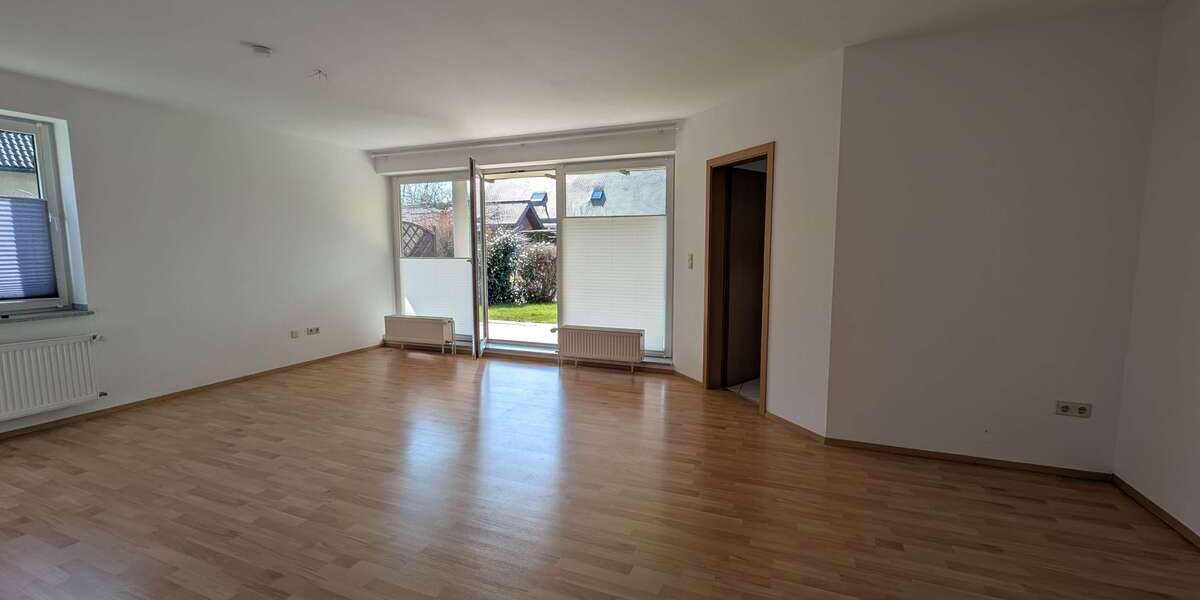 Etagenwohnung Marsberg - 3 Zimmer, 89 m&sup2;, 680&euro; | Angebot:25869351