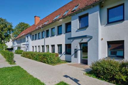 Wohnung Schönkirchen - 3 Zimmer, 60 m&sup2;, 608&euro; | Angebot:26824075