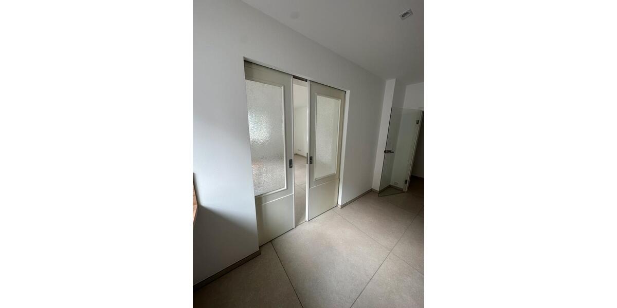 2 Raum Wohnung 66 m2 1 zimmer