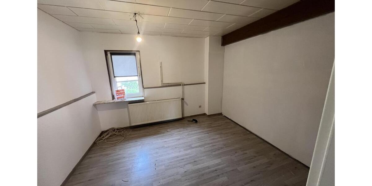 Erdgeschoßwohnung Delligsen - 4 Zimmer, 114 m&sup2;, 750&euro; | Angebot:26613253