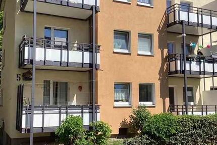 Wohnen unter Platanen, frisch Renovierte 3-Zimmer-Wohnung zimmer