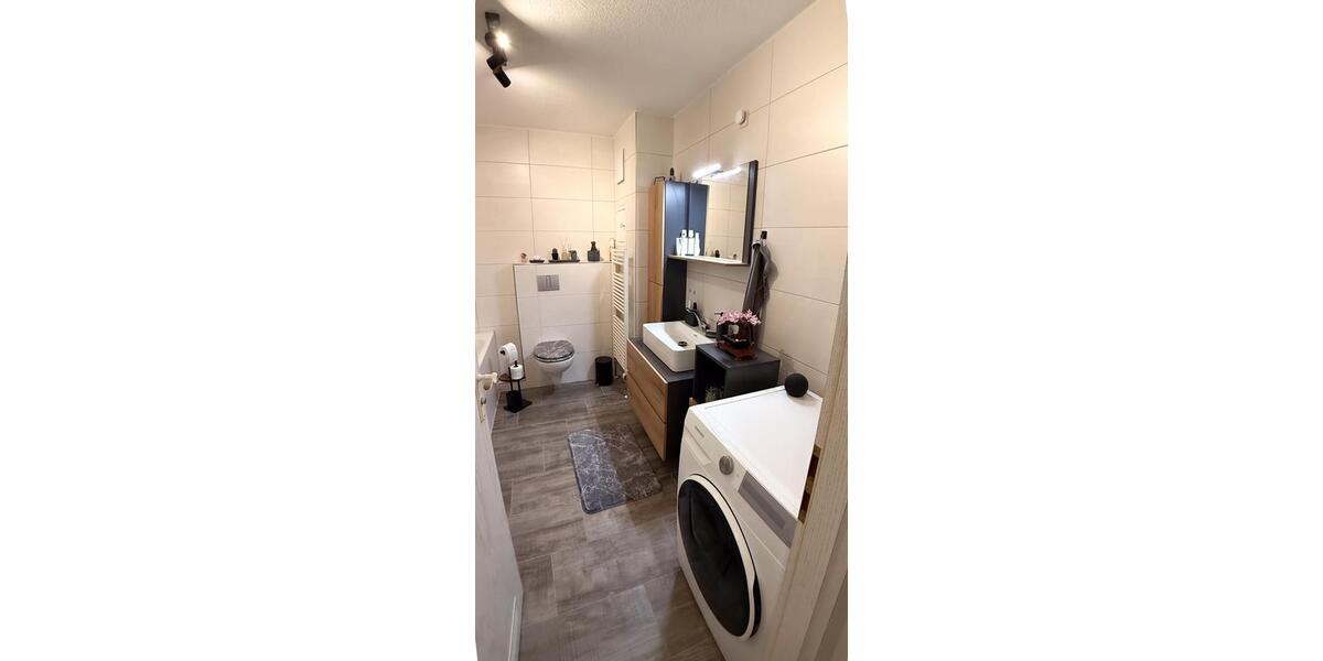 Etagenwohnung Schwedt (Oder) - 3 Zimmer, 78 m&sup2;, 1.300&euro; | Angebot:25995363