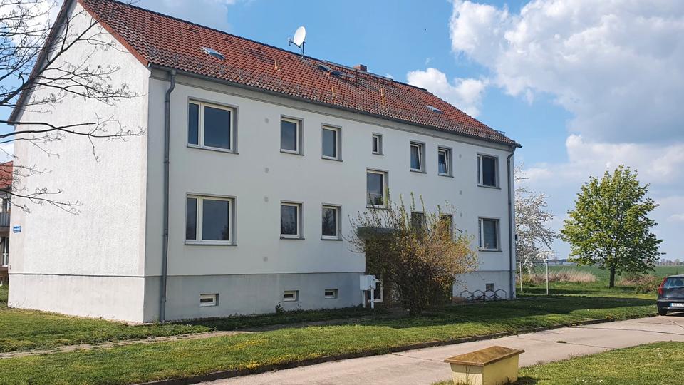 Etagenwohnung Osternienburger Land - 4 Zimmer, 70 m&sup2;, 430&euro; | Angebot:26268412