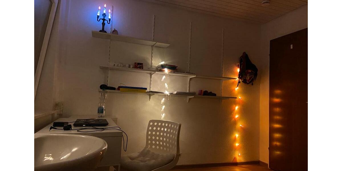 Studenten WG Zimmer in der Wilhelmstraße, (warm) 1 zimmer
