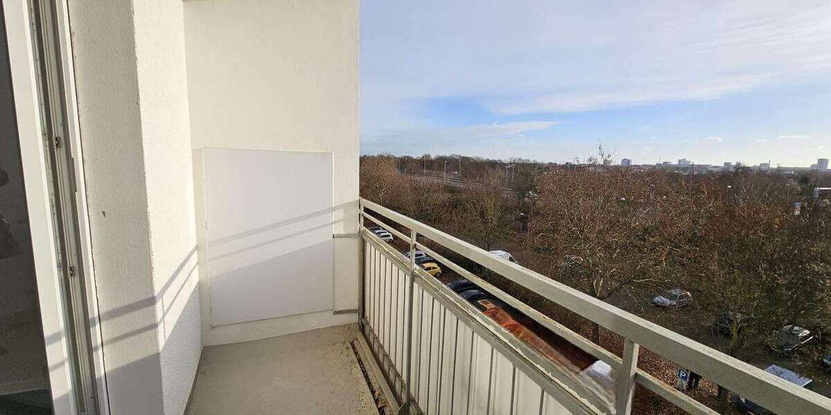 Etagenwohnung Magdeburg Großer Silberberg - 2 Zimmer, 47 m&sup2;, 349&euro; | Angebot:26271869