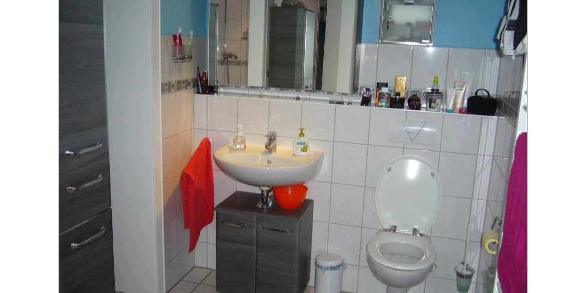 Schöne 4 Zimmer Erdgeschosswohnung mit 135 qm in Brunkensen 4 zimmer