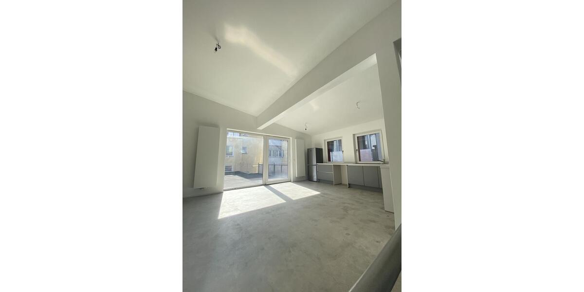 Erdgeschoßwohnung Stuttgart Stuttgart-West - 3 Zimmer, 101 m&sup2;, 2.205&euro; | Angebot:24522150