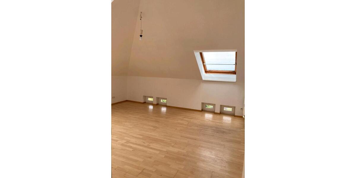 Dachgeschoßwohnung Frankfurt (Oder) Beresinchen - 2 Zimmer, 69 m&sup2;, 430&euro; | Angebot:24663674