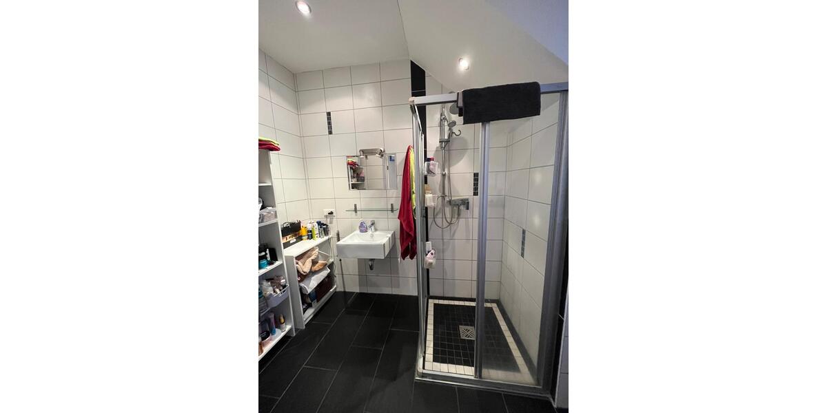 Wohnen auf Zeit Bayreuth Bernecker Straße / Insel / Riedelsberg - 14 Zimmer, 250 m&sup2;, 410&euro; | Angebot:26669859