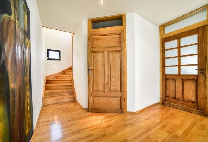 Mehrfamilienhaus, Wohnhaus Saarbrücken St Johann - 3 Zimmer, 150 m&sup2;, 1.400&euro; | Angebot:26190671