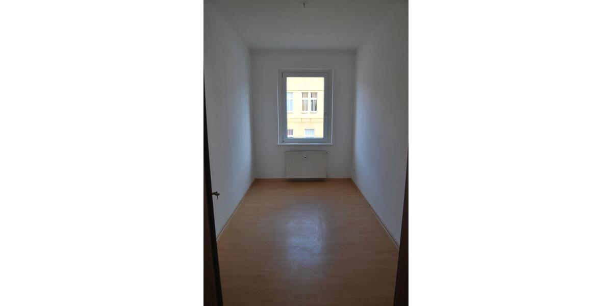 Etagenwohnung Riesa Neuweida - 4 Zimmer, 85 m&sup2;, 450&euro; | Angebot:26049367