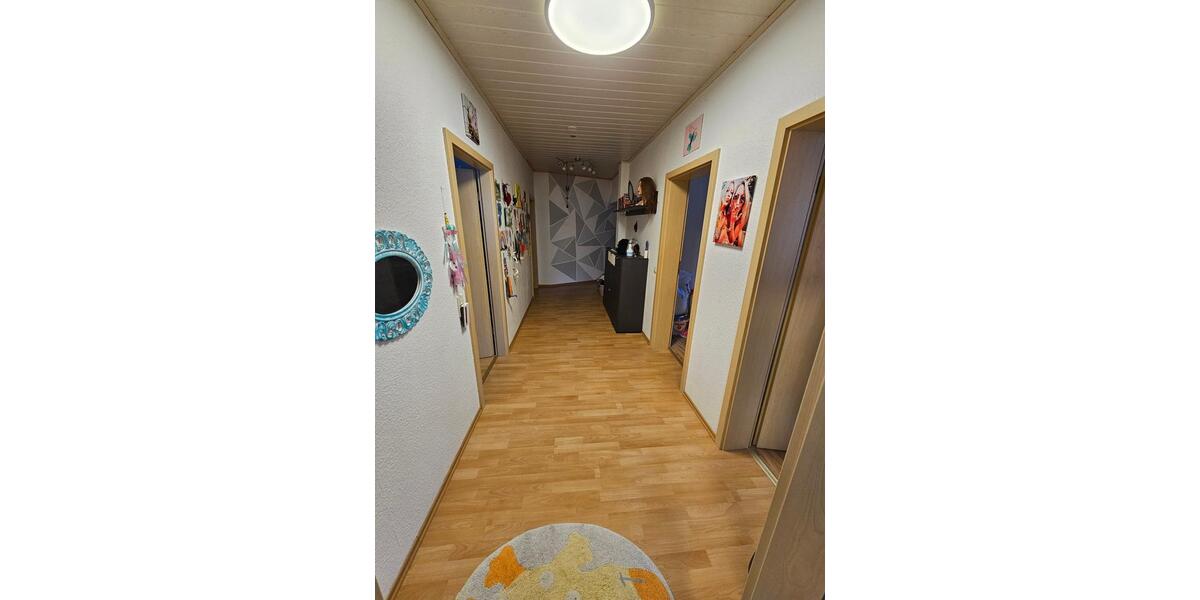 Erdgeschoßwohnung Murrhardt - 5 Zimmer, 155 m&sup2;, 1.500&euro; | Angebot:26522055
