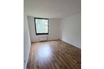 Familien-Zuhause in angenehmer Größe, 3 Zimmer mit Balkon, Laminat, Wannenbad, Gäste-WC, Aufzug