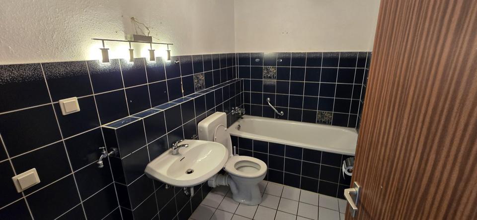 Etagenwohnung Duisburg - 2 Zimmer, 62 m&sup2;, 454&euro; | Angebot:26633944
