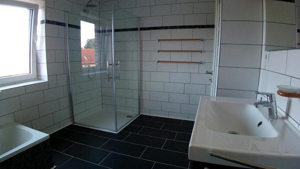 Dachgeschoßwohnung Moormerland - 3 Zimmer, 89 m&sup2;, 850&euro; | Angebot:25884000