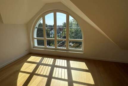 Wohnung zum Mieten in Berlin 1.890 € 131.58 m² 4 zimmer