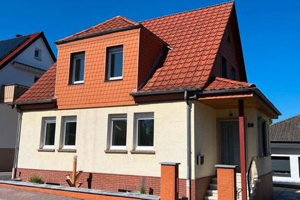 Haus Wildeck - 10 Zimmer, 105 m&sup2;, 1.000&euro; | Angebot:26701143