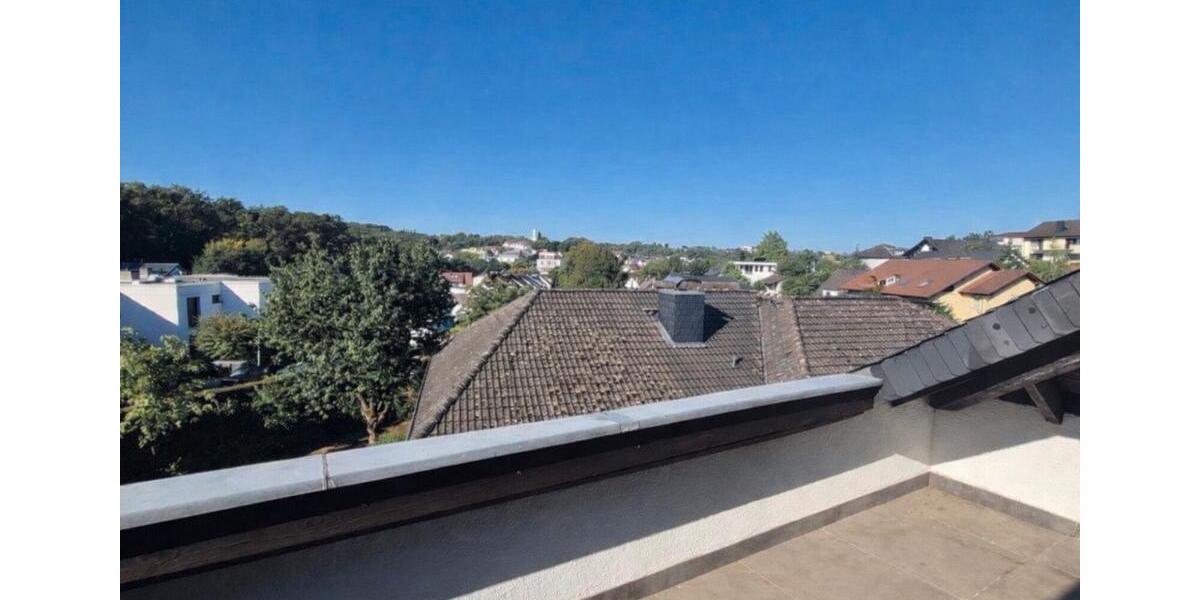 Dachgeschoßwohnung Bad Vilbel - 4 Zimmer, 115 m&sup2;, 1.800&euro; | Angebot:26018255