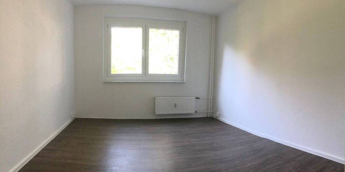 Etagenwohnung Döbeln Pommlitz - 2 Zimmer, 60 m&sup2;, 302&euro; | Angebot:26658234