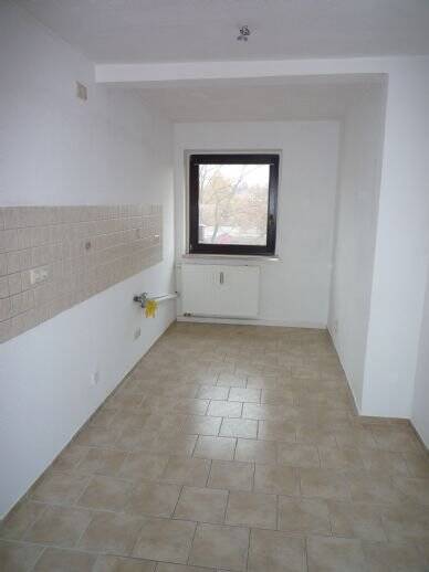 Etagenwohnung Reinsdorf Vielau - 3 Zimmer, 76 m&sup2;, 460&euro; | Angebot:24875202