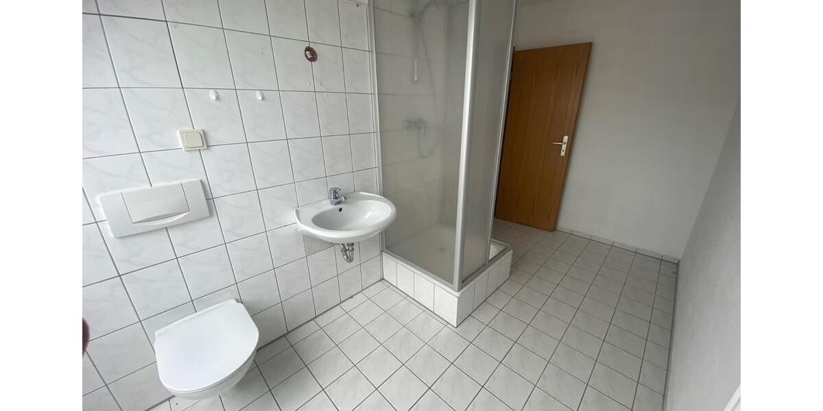 Dachgeschoßwohnung Stauchitz - 1 Zimmer, 31 m&sup2;, 200&euro; | Angebot:26351165