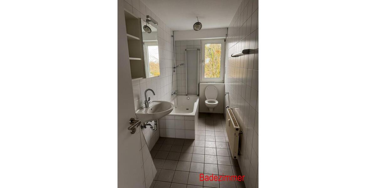 Dachgeschoßwohnung Borken - 3 Zimmer, 81 m&sup2;, 800&euro; | Angebot:24351906