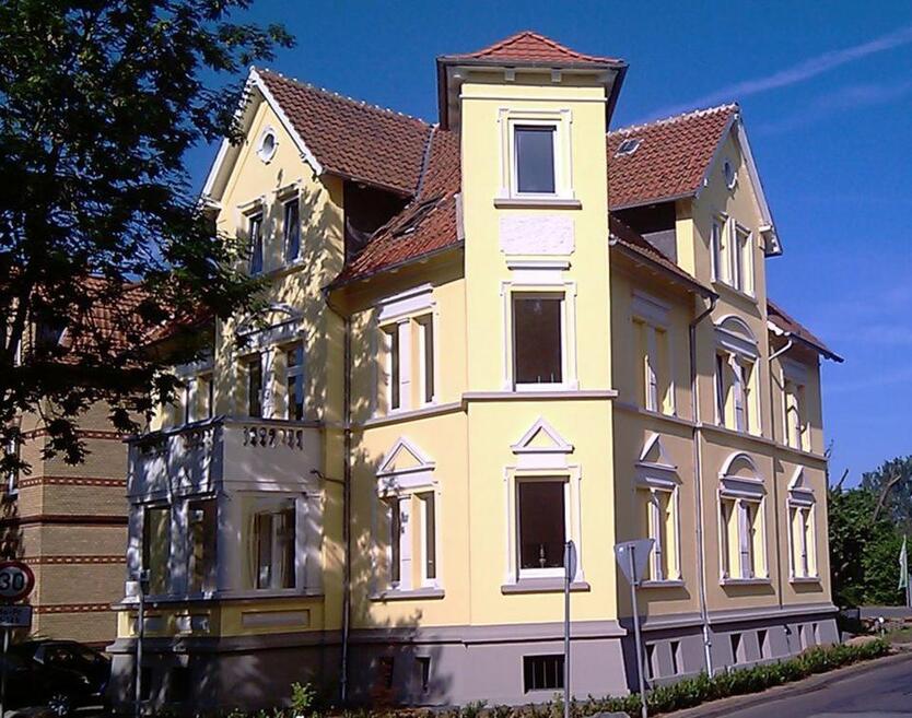 Möblierte 2 ZKB mit Balkon im Stilaltbau zentral in Einbeck
