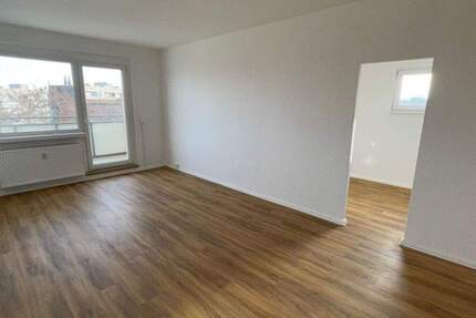 Wohnung Halberstadt - 2 Zimmer, 56 m&sup2;, 310&euro; | Angebot:24357723