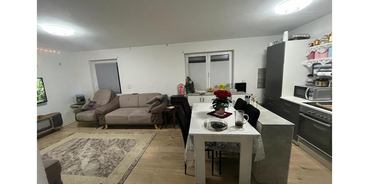Etagenwohnung Alsfeld - 3 Zimmer, 84 m&sup2;, 930&euro; | Angebot:25287470
