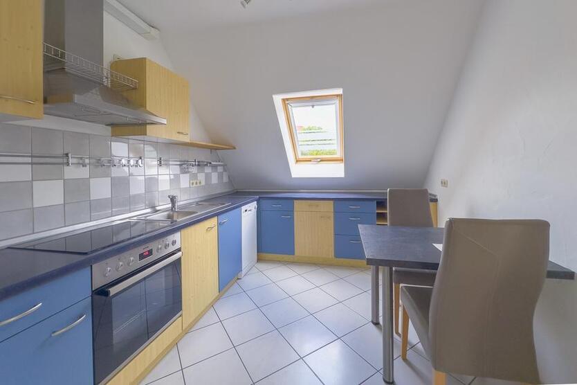 Lichtdurchflutete Maisonette-Wohnung mit gemütlichem Wohnflair