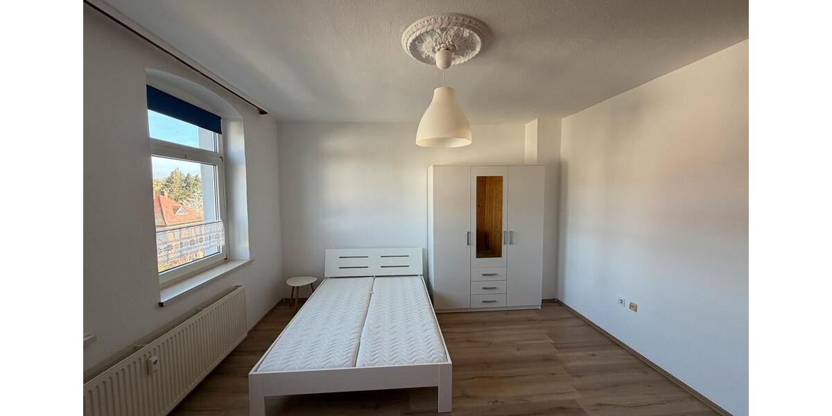 Etagenwohnung Bad Wildungen - 2 Zimmer, 30 m&sup2;, 300&euro; | Angebot:26293215