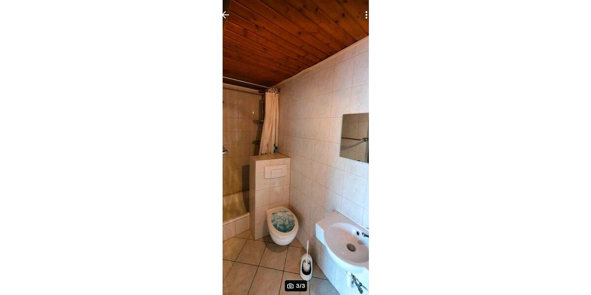 Dachgeschoßwohnung Schernfeld Birkhof - 1 Zimmer, 18 m&sup2;, 300&euro; | Angebot:24748398