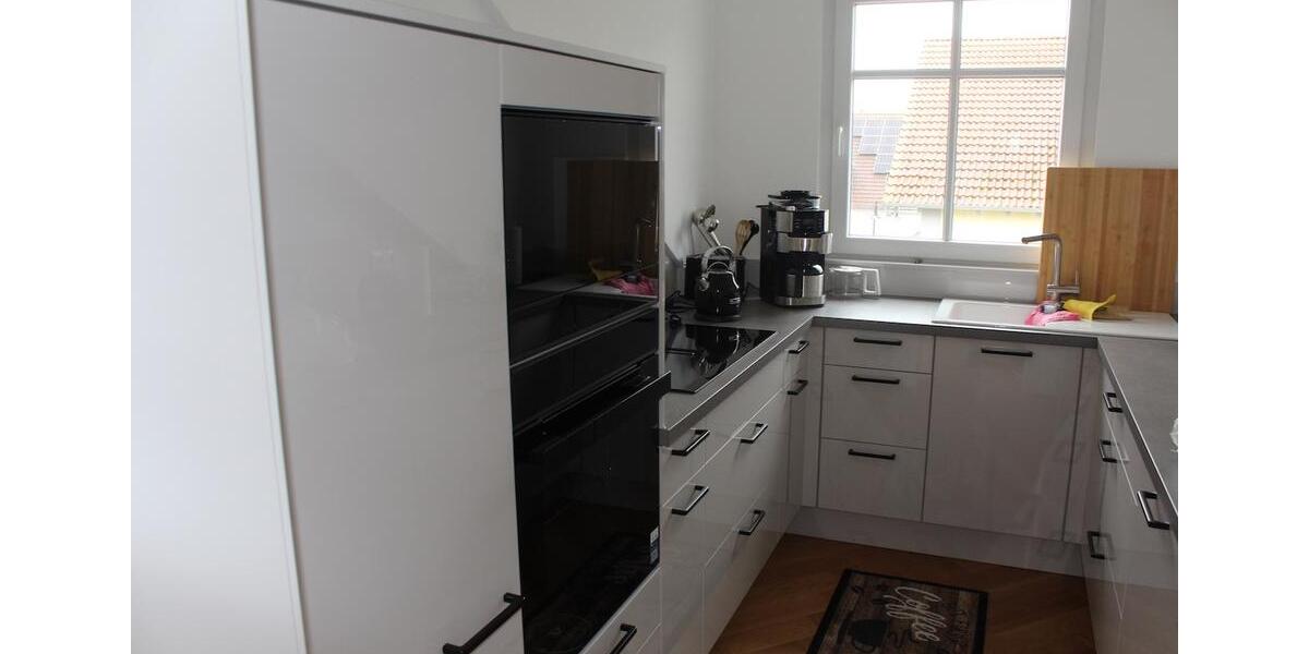 Dachgeschoßwohnung Deidesheim - 3 Zimmer, 100 m&sup2;, 1.380&euro; | Angebot:24462487