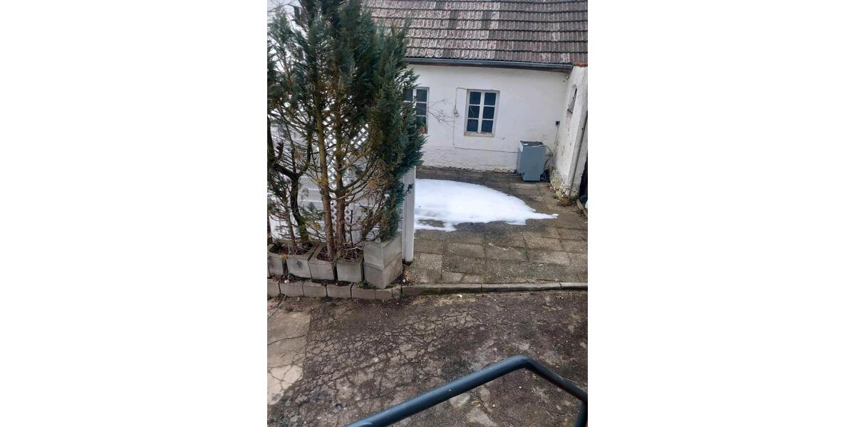 Einfamilienhaus Laichingen - 7 Zimmer, 159 m&sup2;, 1.700&euro; | Angebot:25055511