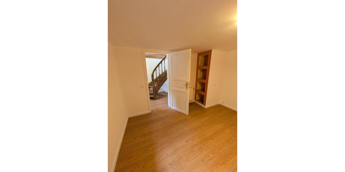 Einfamilienhaus Engelskirchen - 3.5 Zimmer, 110 m&sup2;, 1.550&euro; | Angebot:25945148