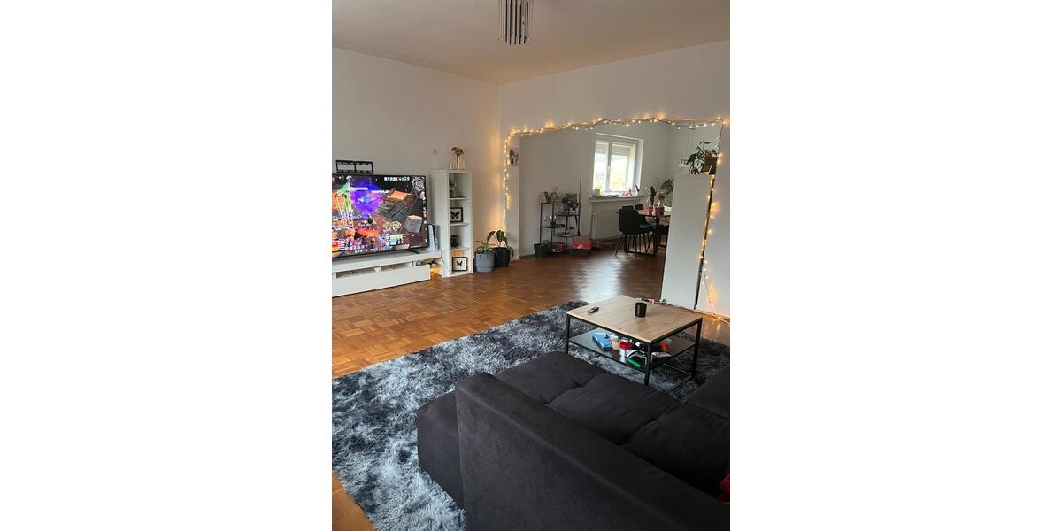 4 Zimmer Wohnung mit großem Balkon 4 zimmer