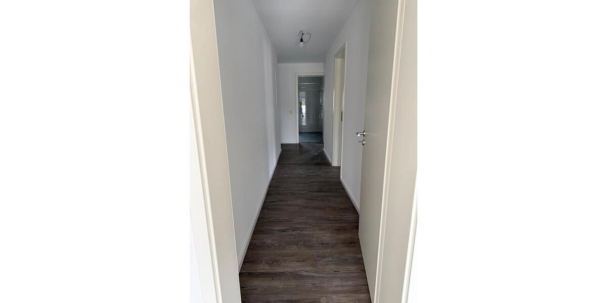Dachgeschoßwohnung Wiehl - 3 Zimmer, 95 m&sup2;, 1.100&euro; | Angebot:26698734
