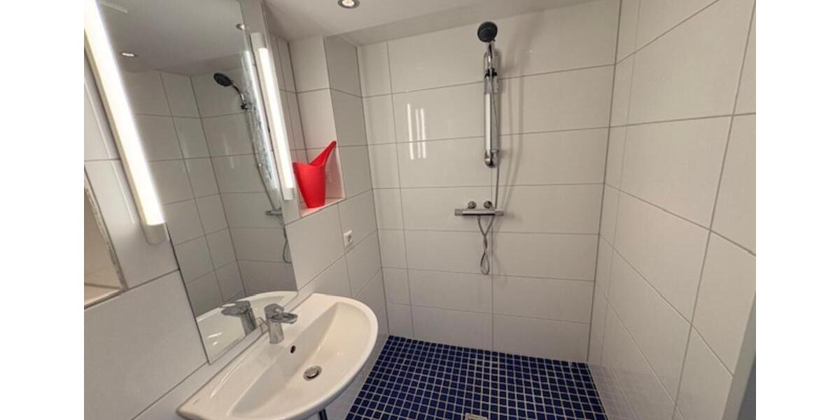 Wohnen auf Zeit Stuttgart Stuttgart-Süd - 1 Zimmer, 32 m&sup2;, 897&euro; | Angebot:25982135
