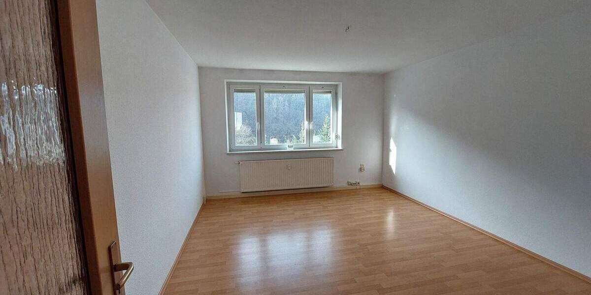 Etagenwohnung Kriebstein Kriebethal - 3 Zimmer, 58 m&sup2;, 299&euro; | Angebot:25095749
