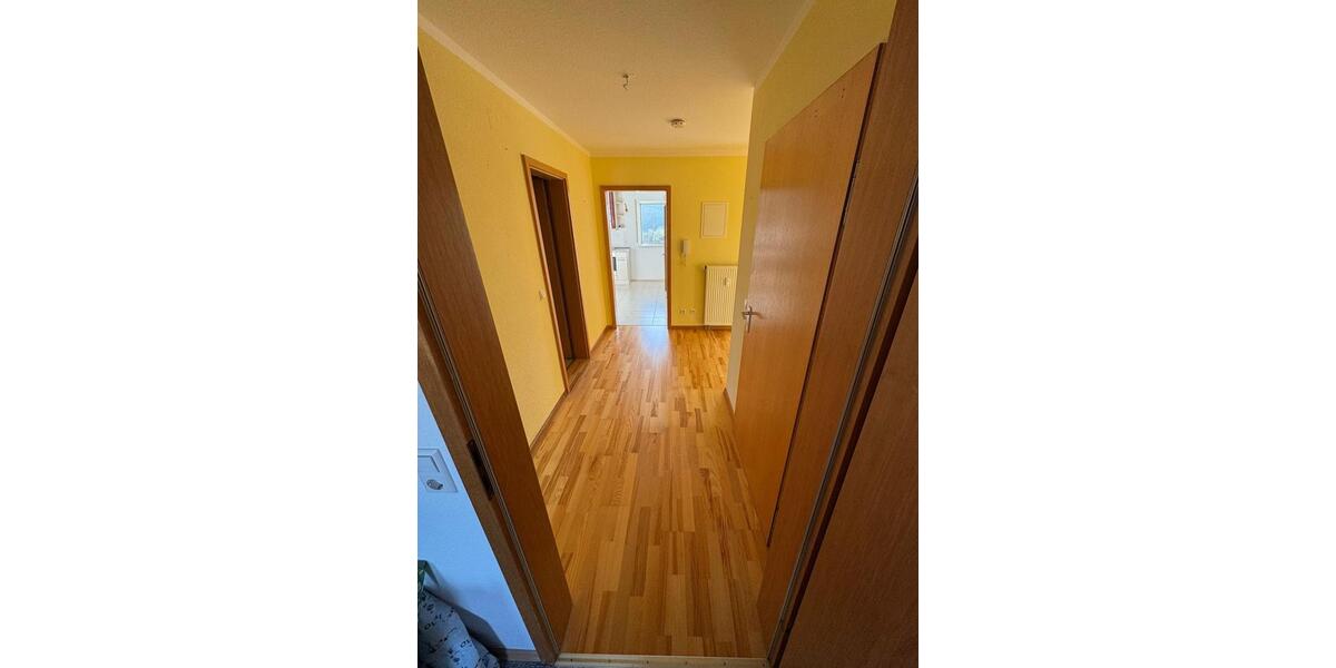 Etagenwohnung Donaueschingen - 3 Zimmer, 80 m&sup2;, 800&euro; | Angebot:25829680