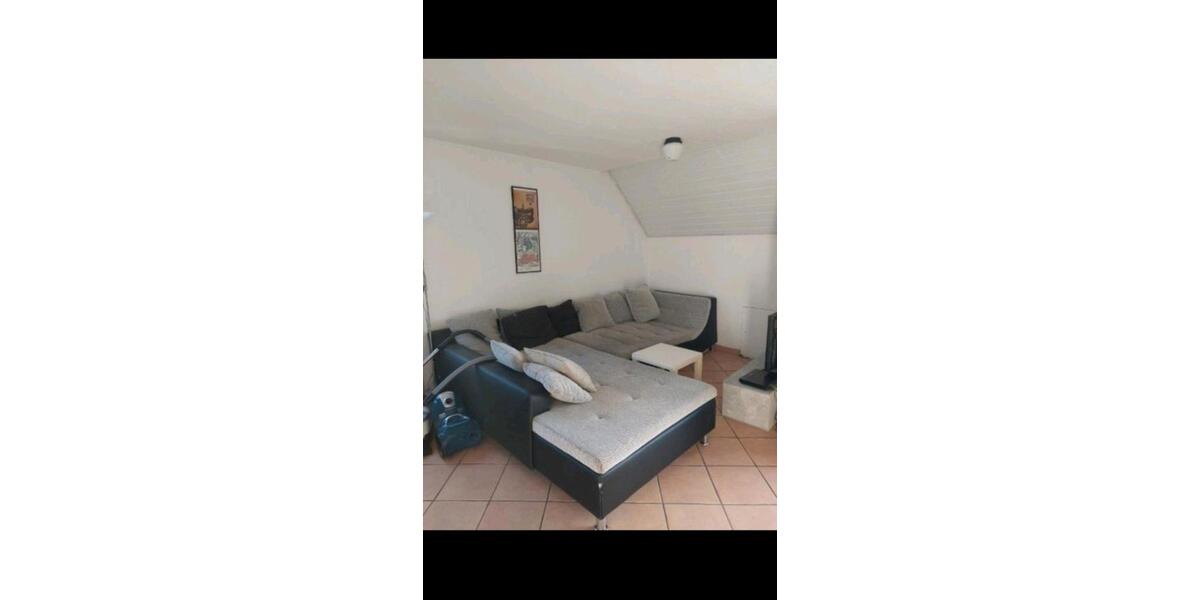 Wohnen auf Zeit Tübingen - 10 Zimmer, 25 m&sup2;, 407&euro; | Angebot:26553431